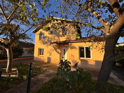 Maison - 105 m² - 4 pièces