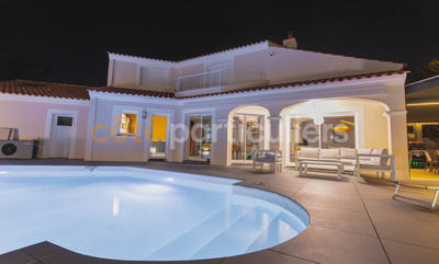 Maison d'architecte - 251 m² - 12 pièces