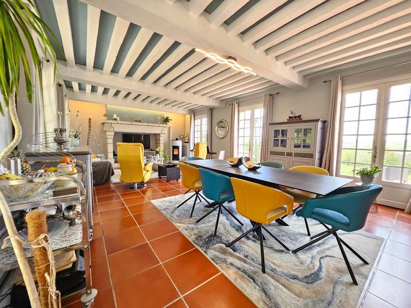 Maison - 145 m² - 5 pièces