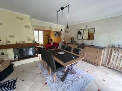 Maison - 145 m² - 7 pièces
