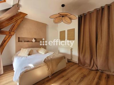 Maison - 181 m² - 6 pièces