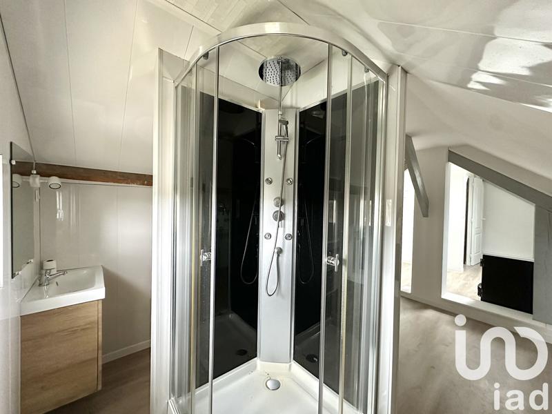 Maison - 92 m² - 5 pièces