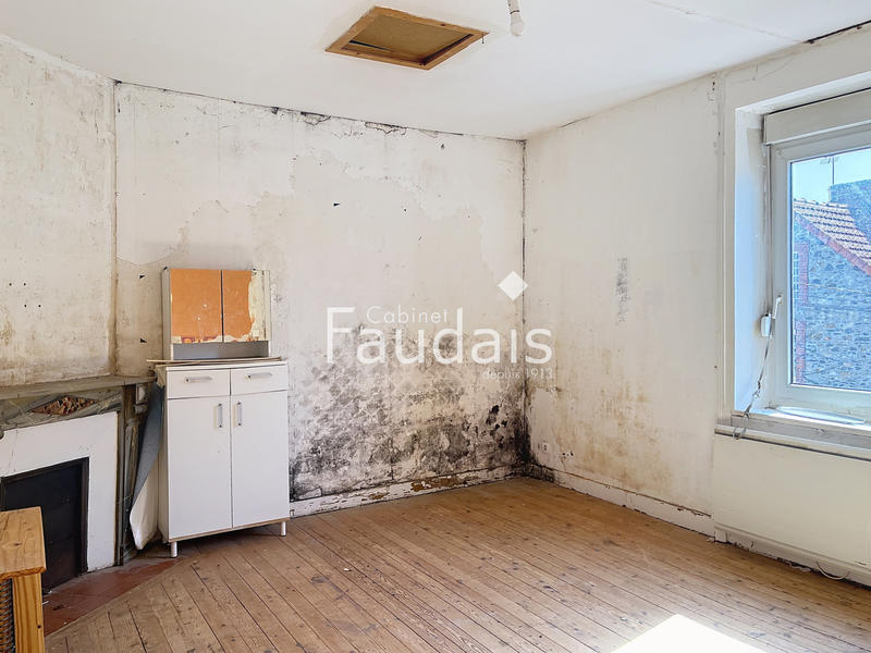 Maison - 80 m² - 4 pièces