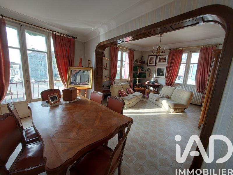 Maison de ville - 322 m² - 8 pièces