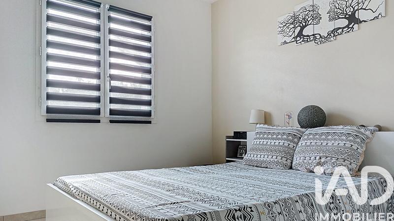 Maison - 244 m² - 9 pièces