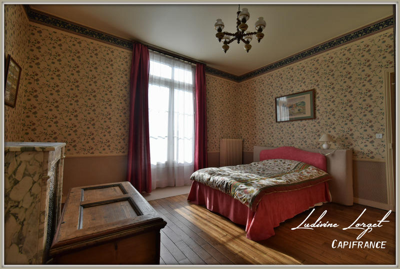 Corps de ferme - 336 m² - 10 pièces