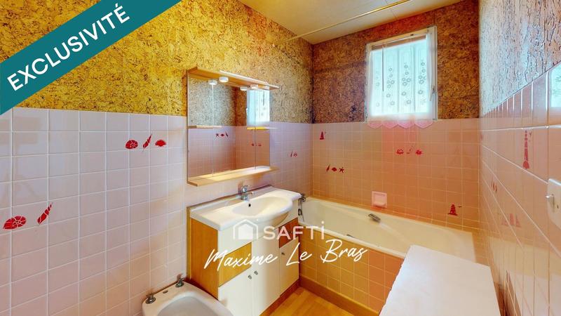 Maison - 98 m² - 5 pièces