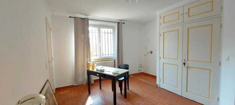 Villa - 182 m² - 6 pièces