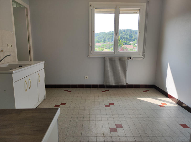 Appartement - 77 m² - 4 pièces