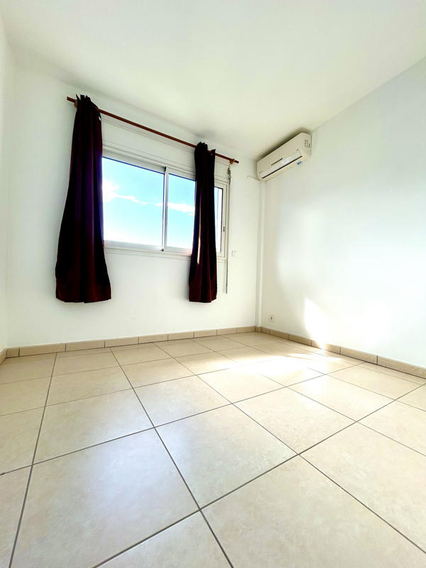 Appartement - 88 m² - 5 pièces