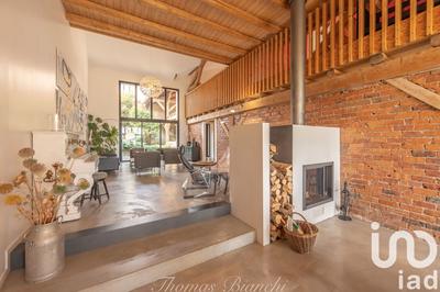 Maison - 230 m² - 6 pièces