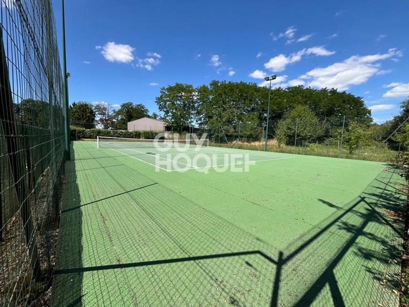 Propriété - 267 m² - 10 pièces