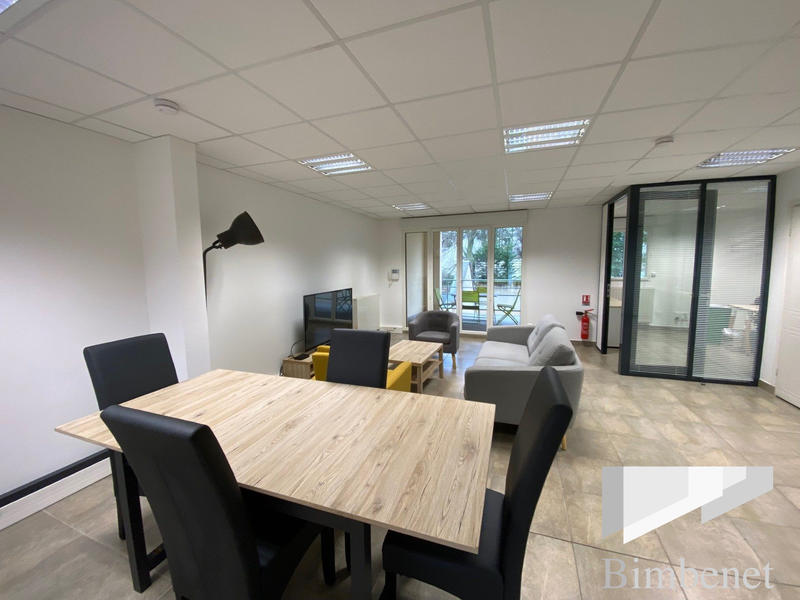 Bureau - 227 m² - 6 pièces