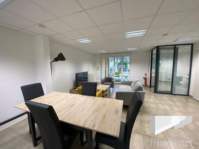 Bureau - 227 m² - 6 pièces