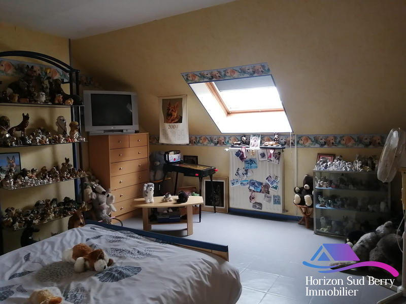 Maison - 234 m² - 8 pièces