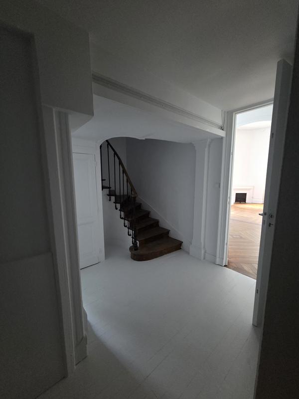 Bureau - 89 m² - 5 pièces