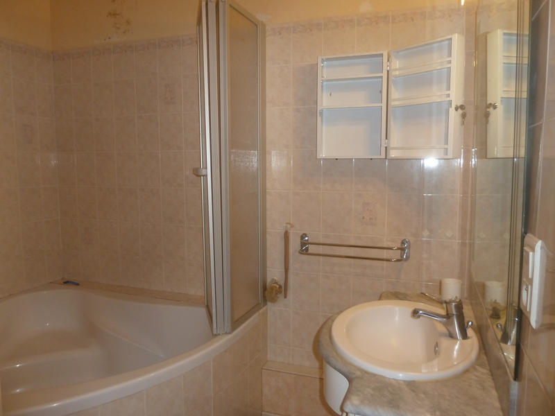 Maison - 316 m² - 18 pièces