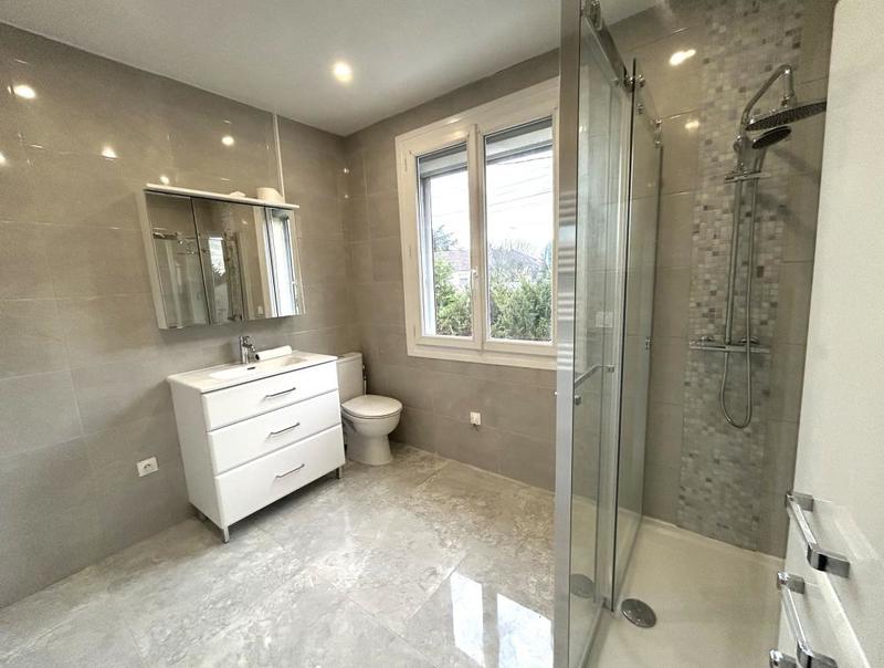 Maison - 138 m² - 6 pièces