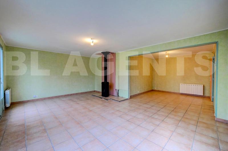 Maison traditionnelle - 103 m² - 6 pièces