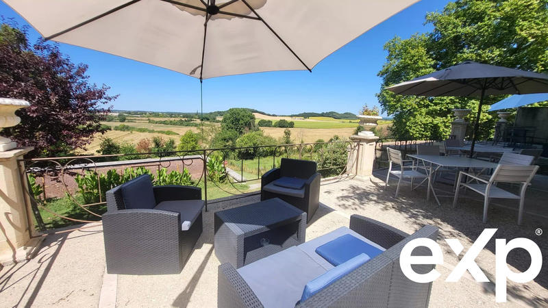 Manoir - 330 m² - 9 pièces