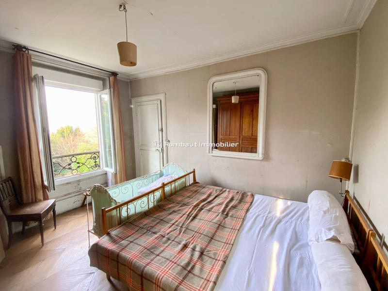 Maison - 190 m² - 9 pièces