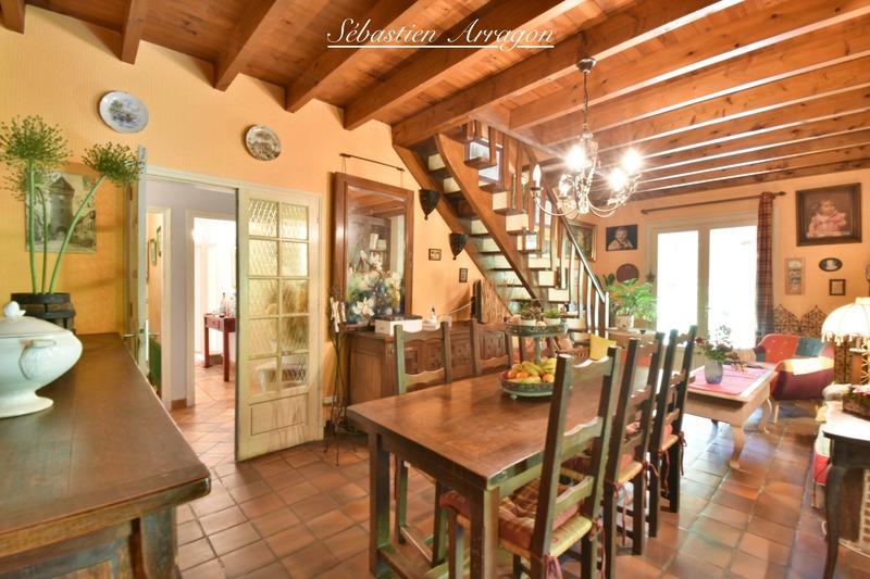 Propriété - 110 m² - 5 pièces