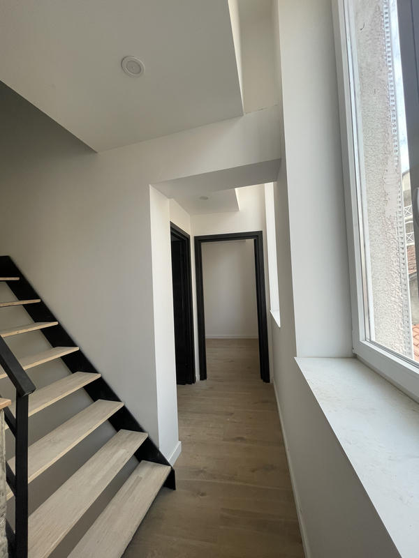 Appartement - 90 m² - 5 pièces