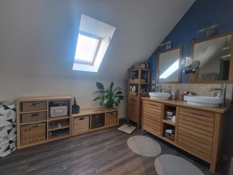 Pavillon - 93 m² - 4 pièces