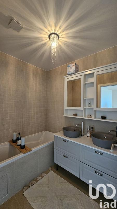 Maison - 103 m² - 5 pièces