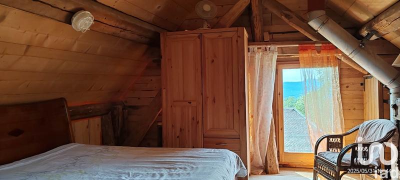 Maison - 212 m² - 12 pièces