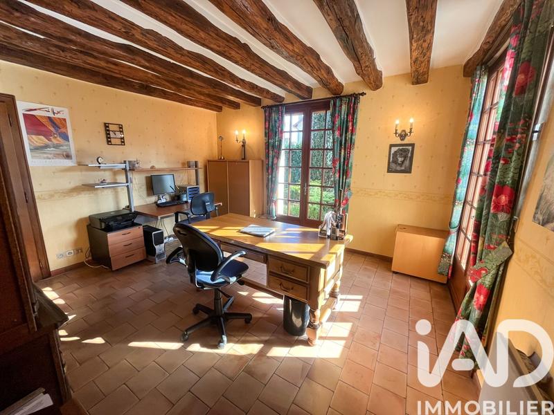 Maison - 255 m² - 8 pièces
