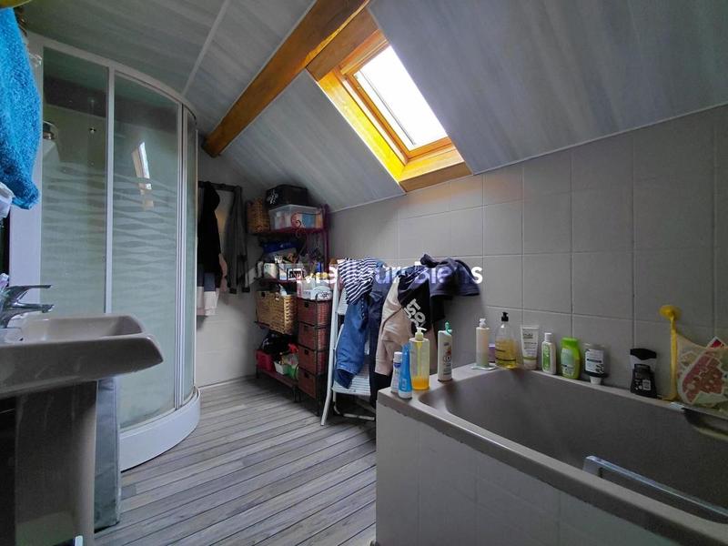 Maison - 271 m² - 7 pièces