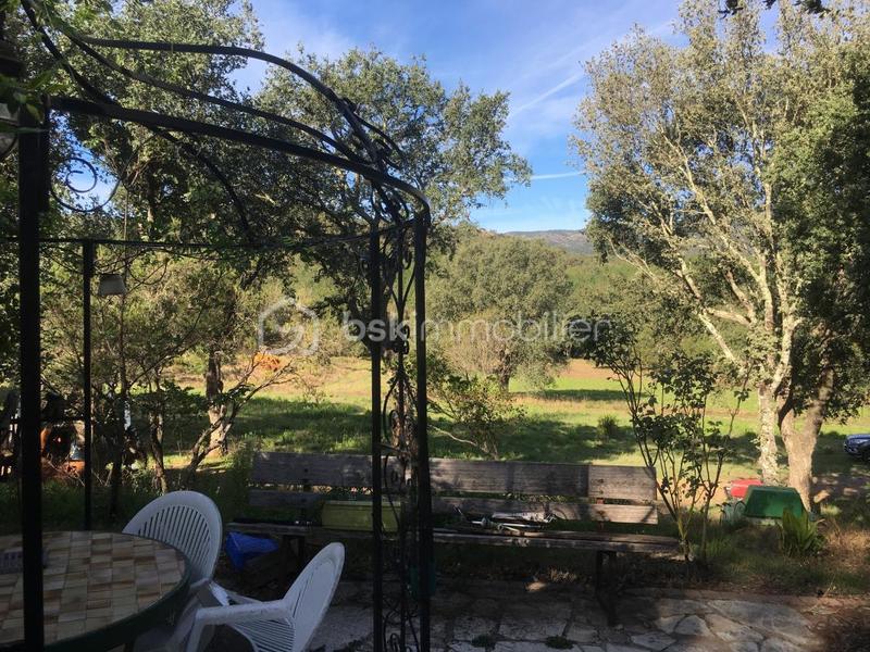 Terrain de loisirs - 280 000 m²