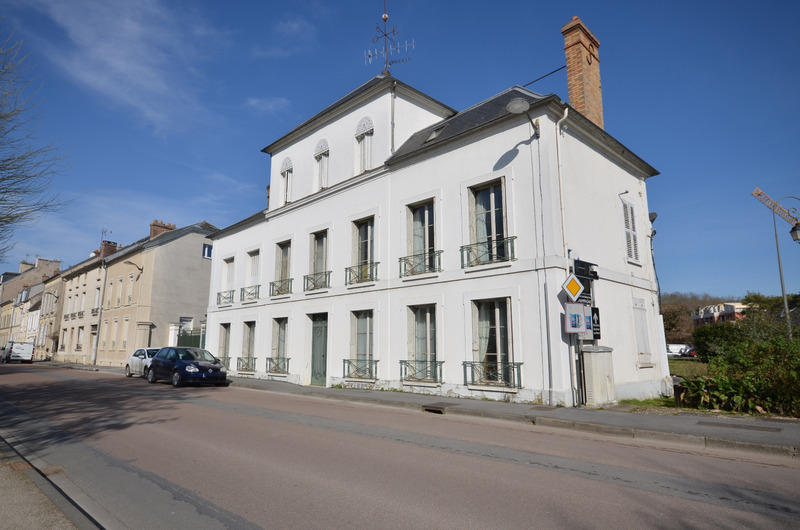 Maison bourgeoise - 400 m² - 17 pièces