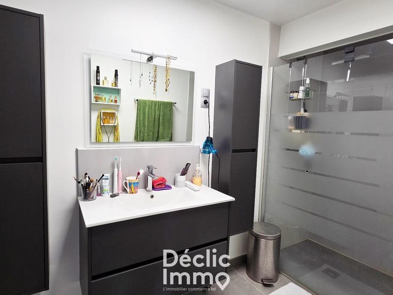 Maison - 265 m² - 12 pièces