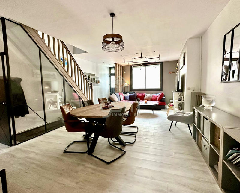 Maison ancienne - 173 m² - 6 pièces