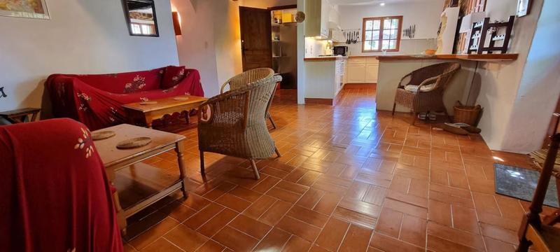 Mas - 302 m² - 12 pièces