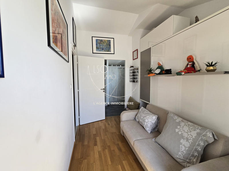 Maison traditionnelle - 94 m² - 4 pièces