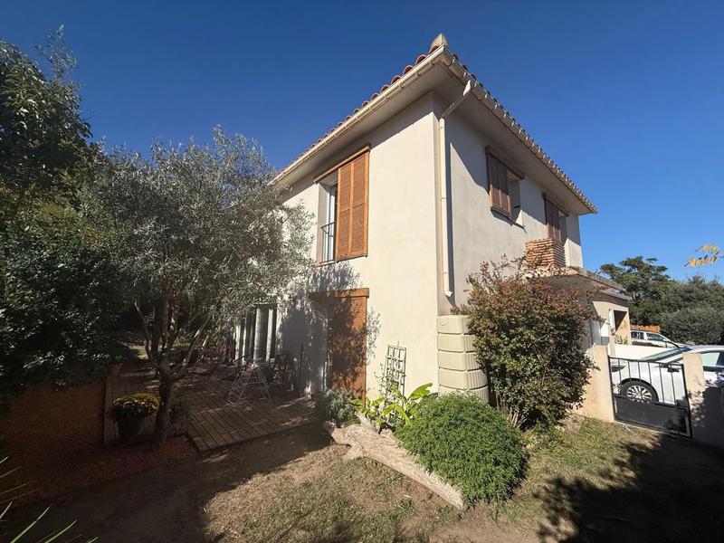 Villa - 115 m² - 5 pièces