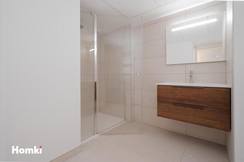 Appartement - 77 m² - 3 pièces