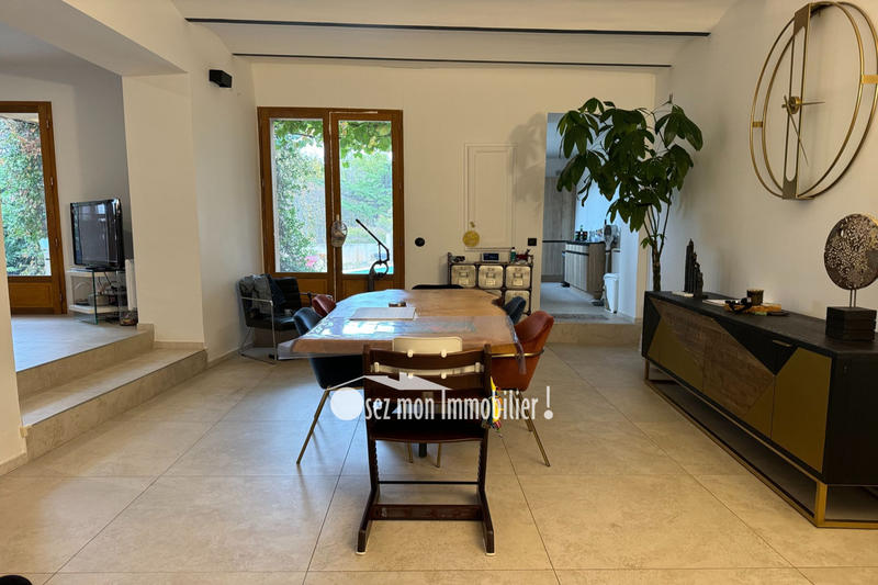 Maison - 187 m² - 7 pièces