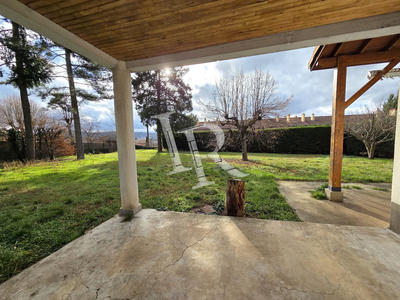 Maison - 97 m² - 5 pièces