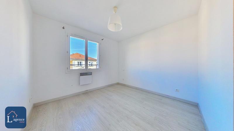 Maison - 111 m² - 6 pièces