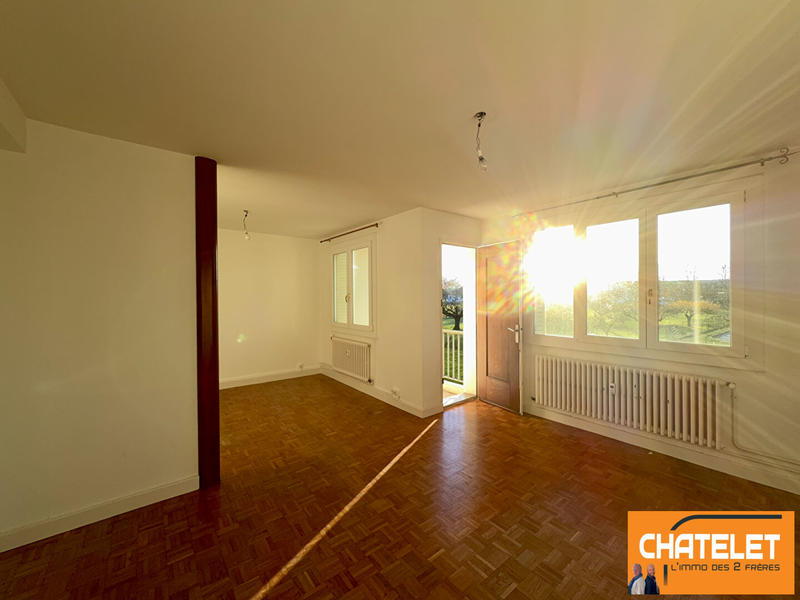 Appartement - 74 m² - 4 pièces