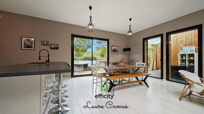 Maison - 135 m² - 6 pièces