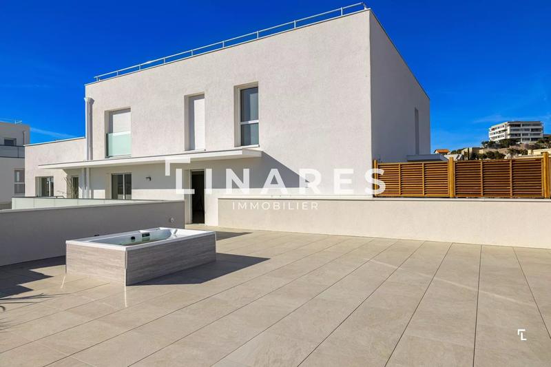 Appartement - 109 m² - 4 pièces