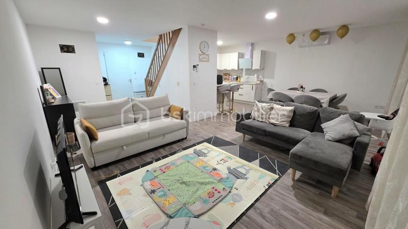 Maison - 104 m² - 6 pièces