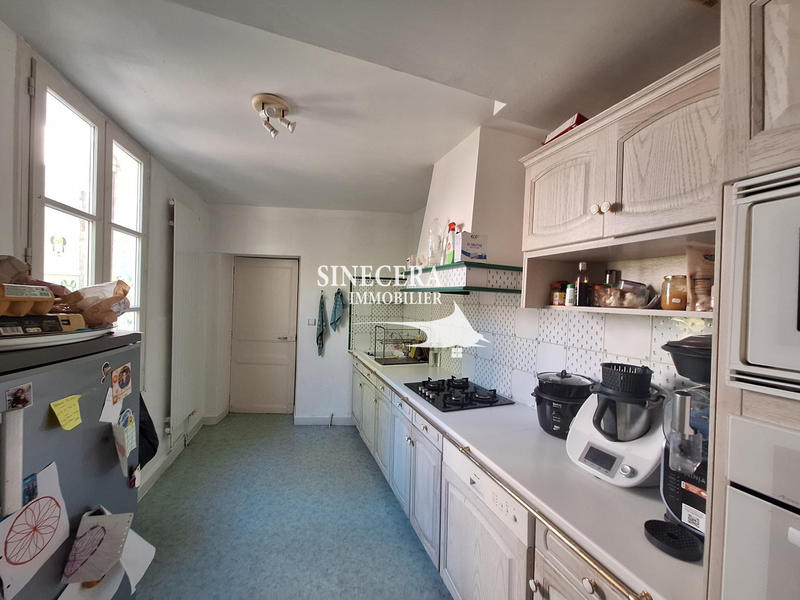 Maison - 200 m² - 7 pièces