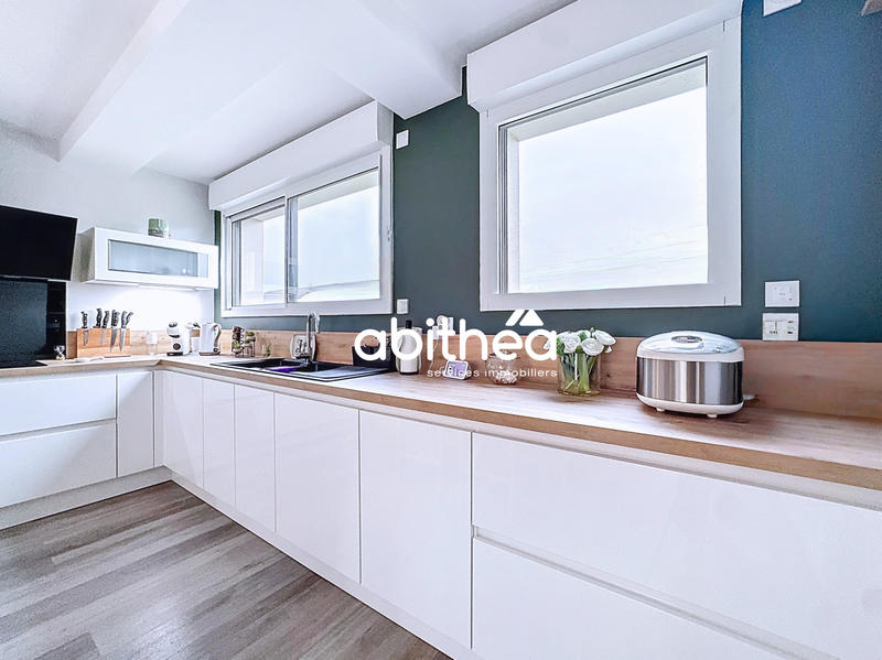 Maison - 109 m² - 4 pièces