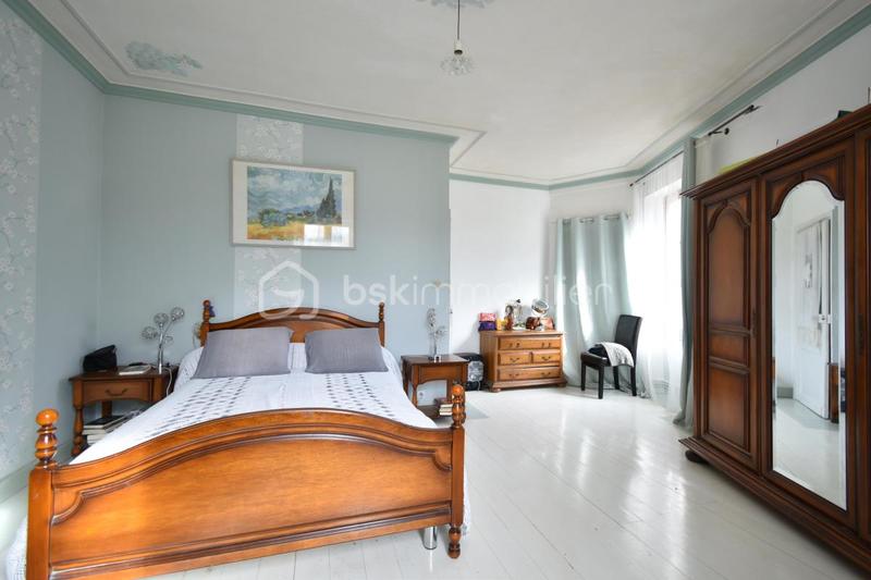 Maison - 150 m² - 5 pièces